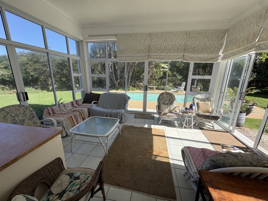 5 Bedroom Property for Sale in Gonubie Eastern Cape